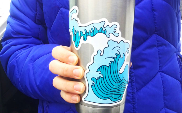 StickerGiant-Fresh-Coast-Co-Die-Cut-2018-mug